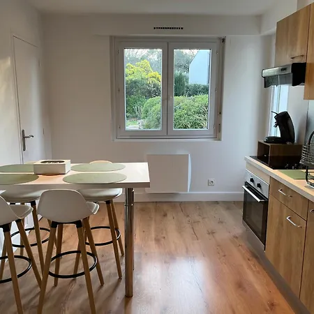 Le 102 - Appart-sympa - T2, Patio, Jardin Et Cave - *